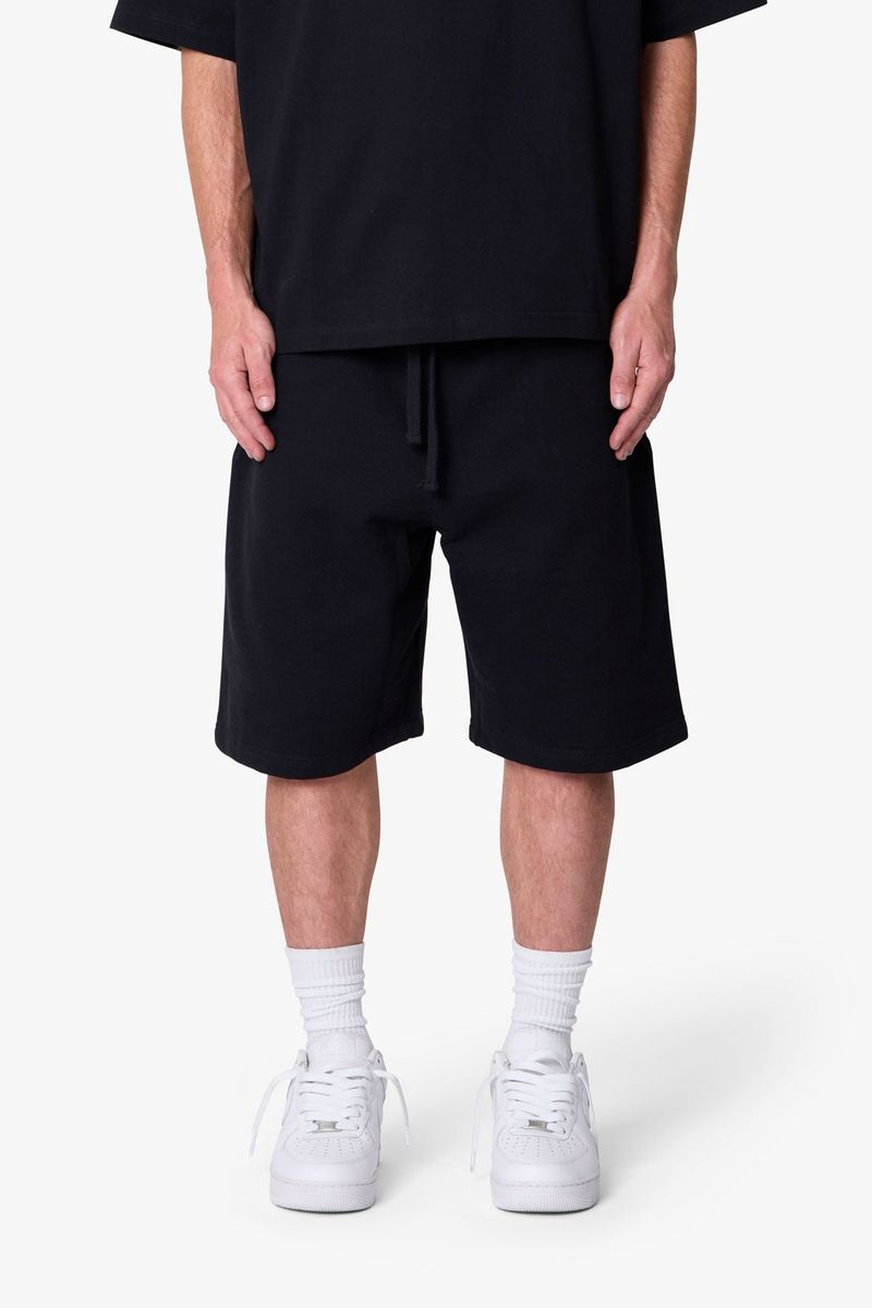 MNML - Heavy Basic Sweatshorts - BLACK