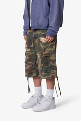 MNML - Distressed Baggy Cargo Shorts - Camo Distressed