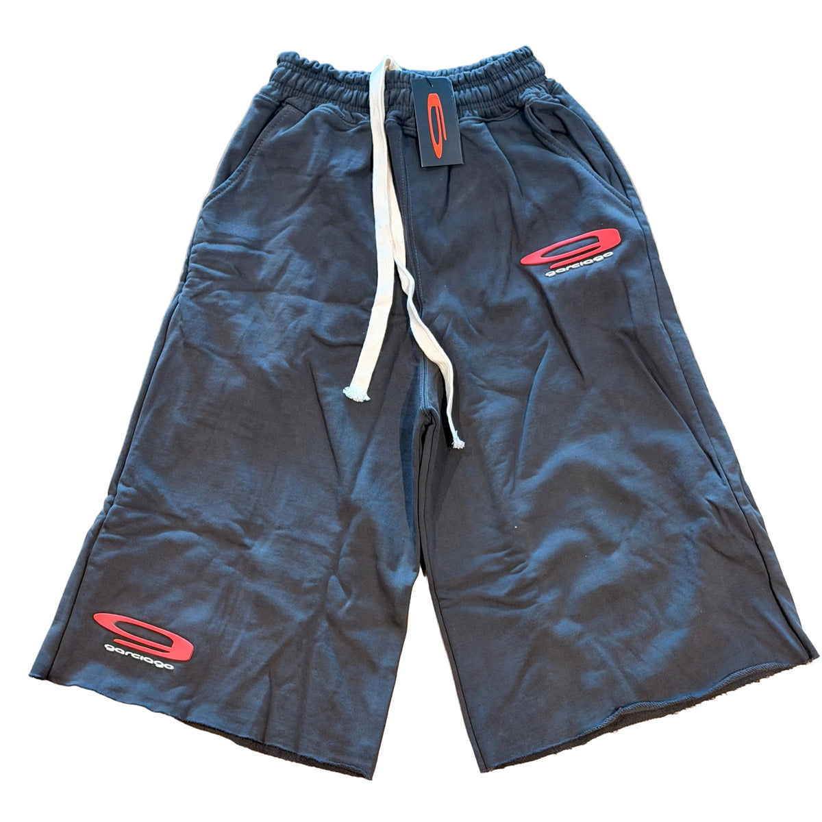 GARCIAGA 3/4 SHORTS - DARK GREY/RED